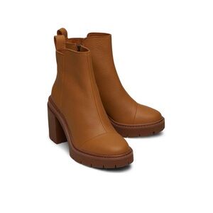 TOMS Rya Leather Platform Boots – Tan Leather, Size 7 (Worn Once)